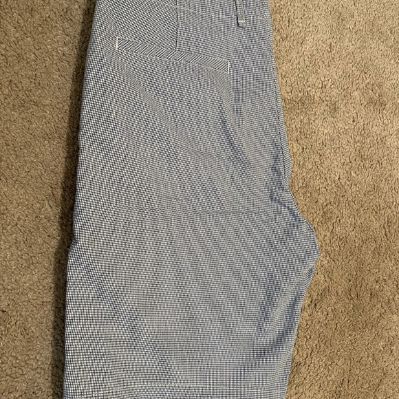 CK men’s short - Picture 1 of 3